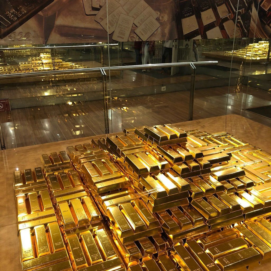 Is Investing in Gold Really Safe? The Truth Behind the Illusion